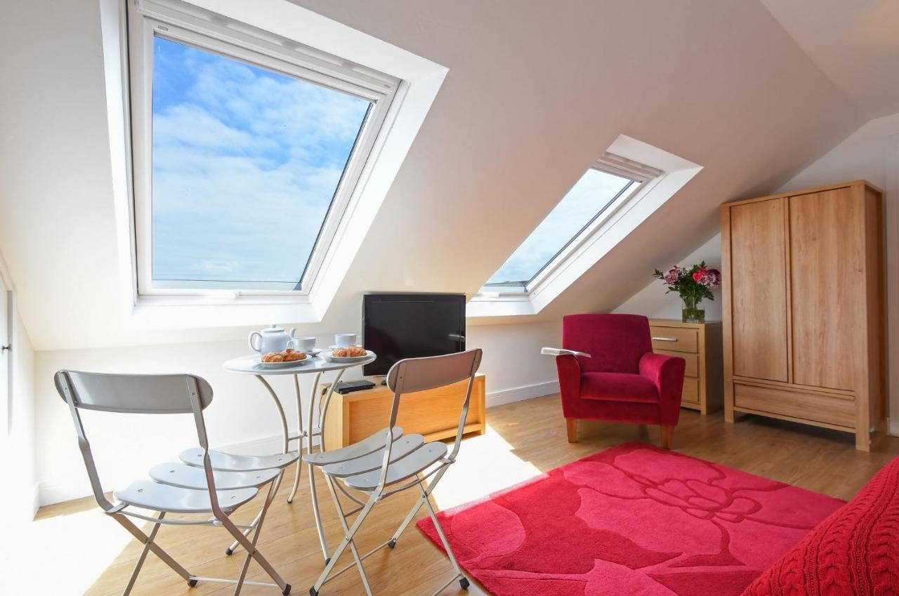 St Ives Bay View Apartment *